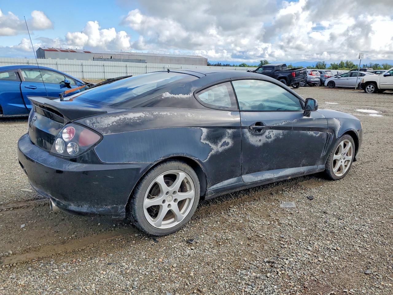 2003 Hyundai Tiburon gt VIN KMHHN65FX3U016509 photo 3