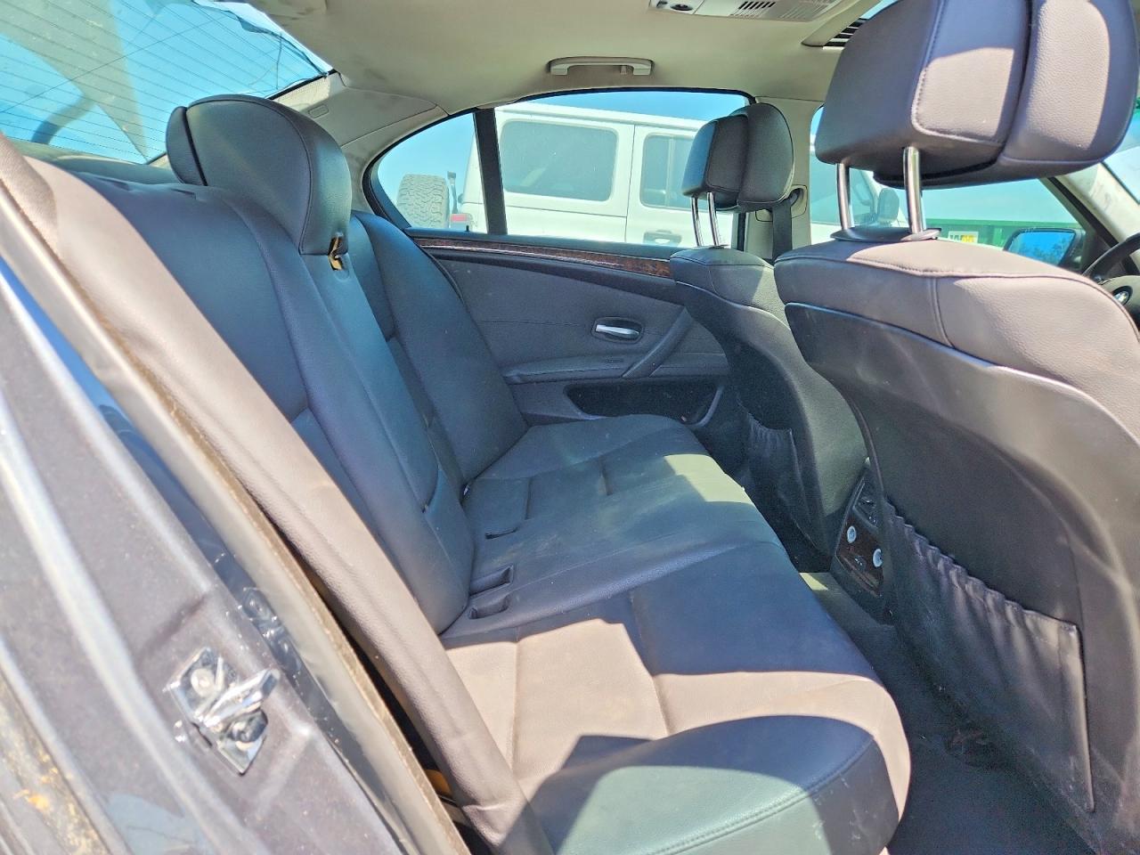 2009 BMW 5 series VIN WBANU53529C120339 photo 10