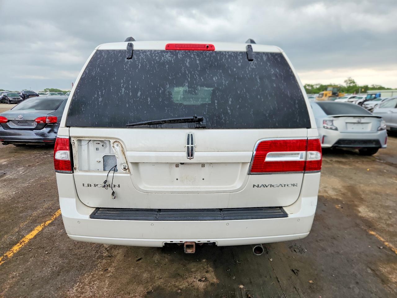 2013 Lincoln Navigator VIN 5LMJJ3J55DEL08991 photo 6