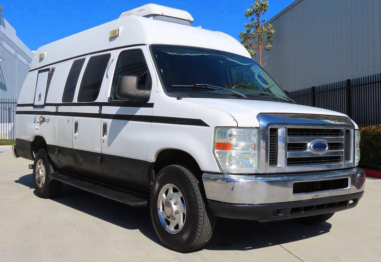 2008 Ford Econoline VIN 1FTSS34S78DB38607 photo 1