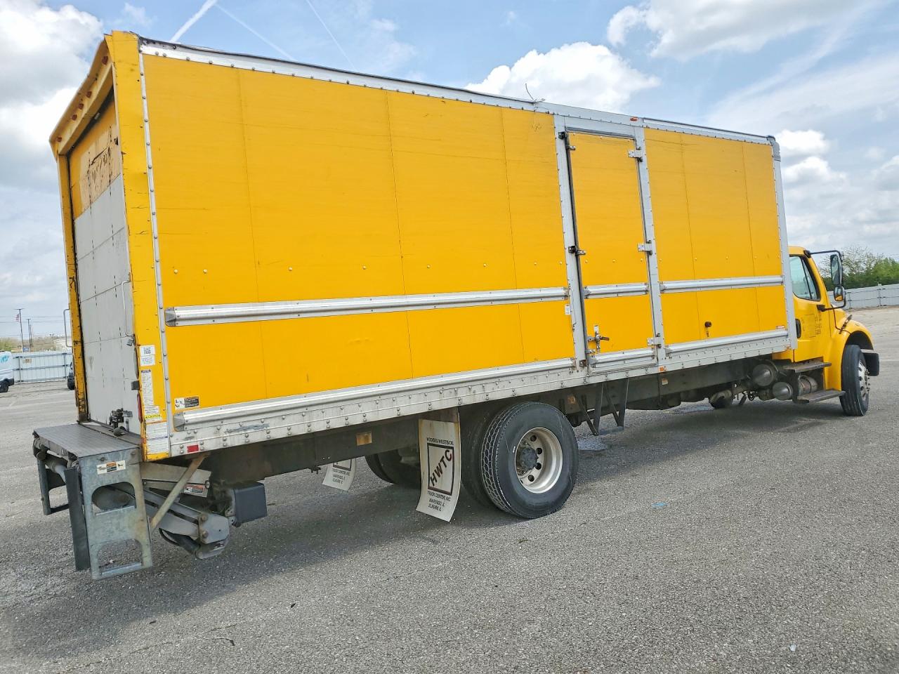 2013 FREIGHTLINER All other VIN 1FVACWDT4DDBV0654 photo 3