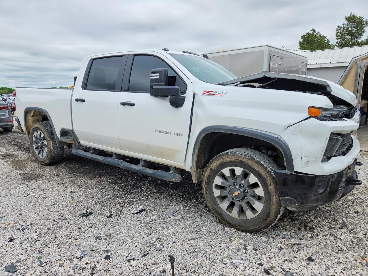 2025 Chevrolet Silverado VIN 2GC4KME76S1107957 photo 4