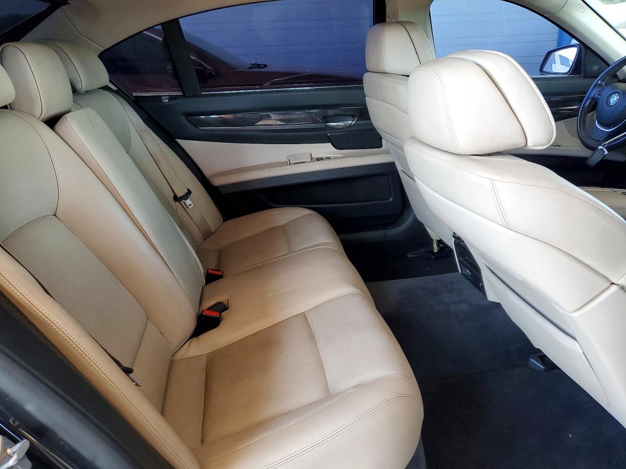 2009 BMW 7 series VIN WBAKB835X9CY62319 photo 10