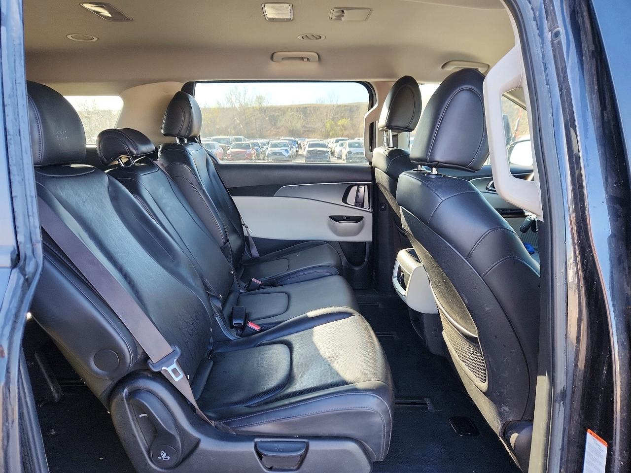 2022 Kia All other VIN KNDNB4H38N6132532 photo 11