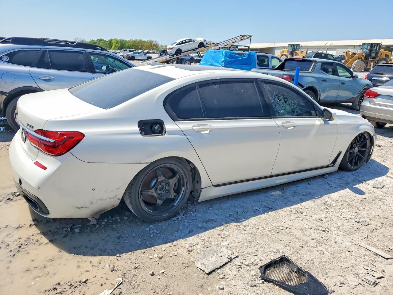 2017 BMW 7 series VIN WBA7F0C38HGM21676 photo 3