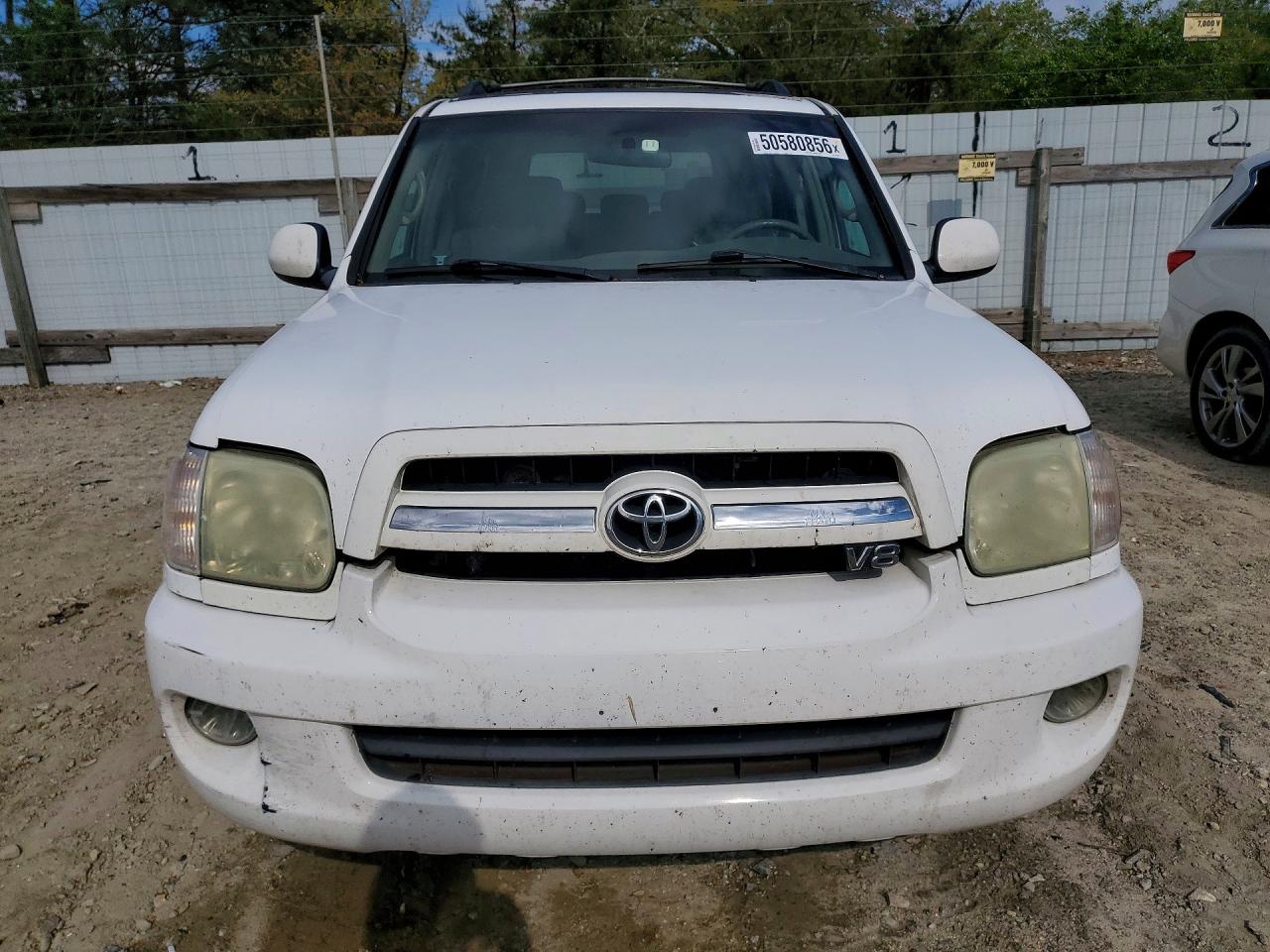 2005 Toyota Sequoia VIN 5TDZT34A75S255462 photo 5