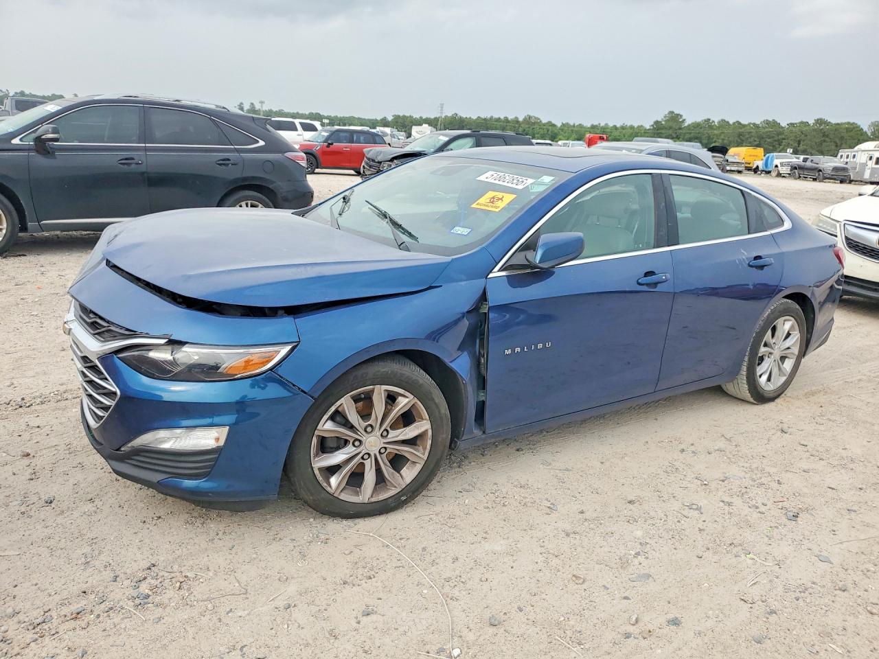 2019 Malibu VIN 1G1ZD5STXKF154210 photo 1