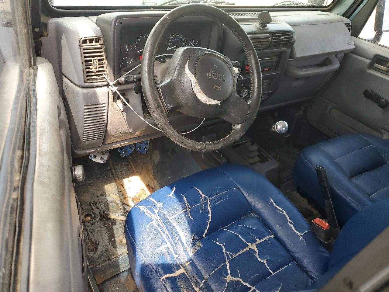 1997 Jeep Wrangler / VIN 1J4FY29PXVP523923 photo 8