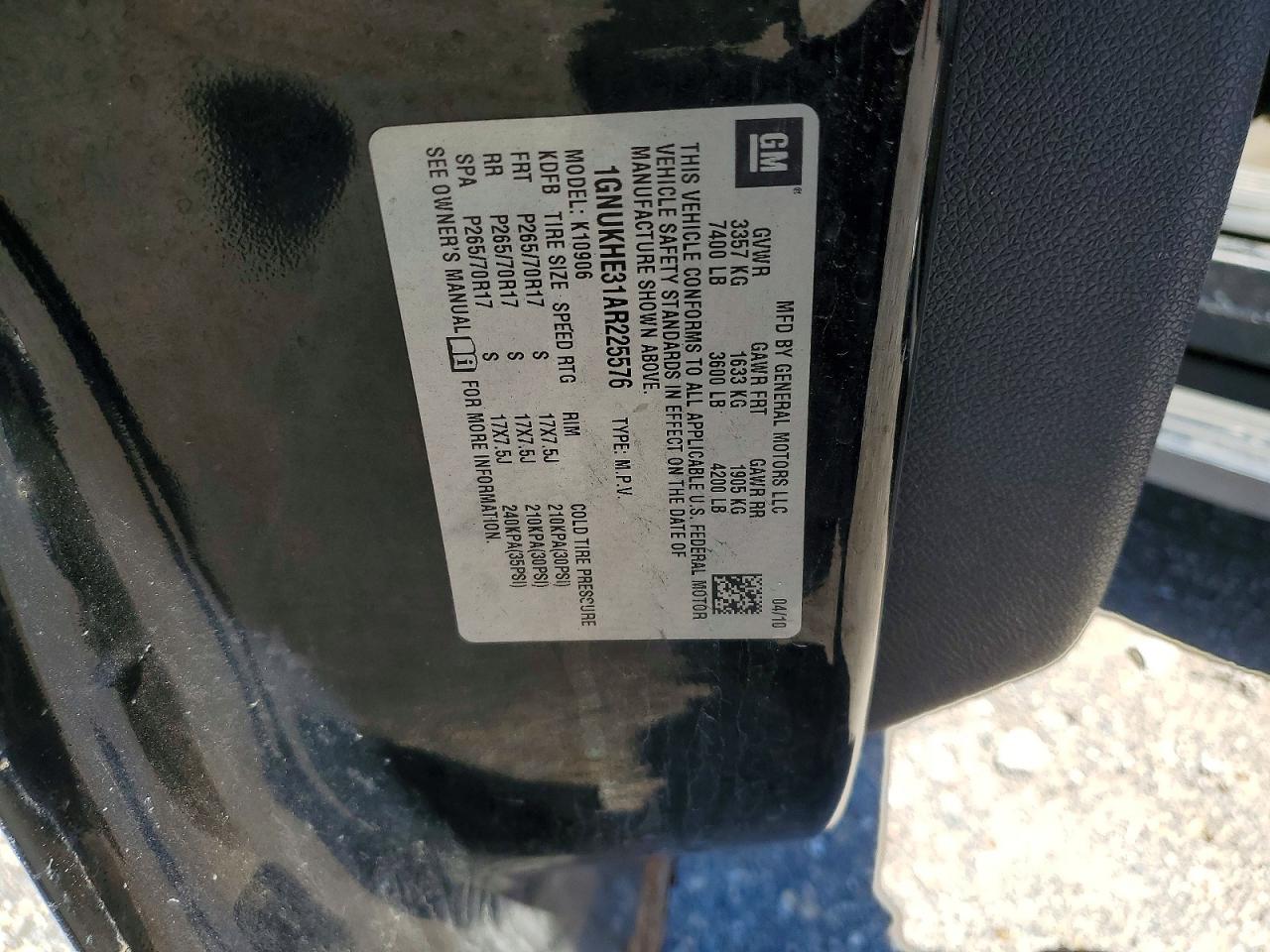 2010 CHEVROLET Suburban VIN 1GNUKHE31AR225576 photo 12