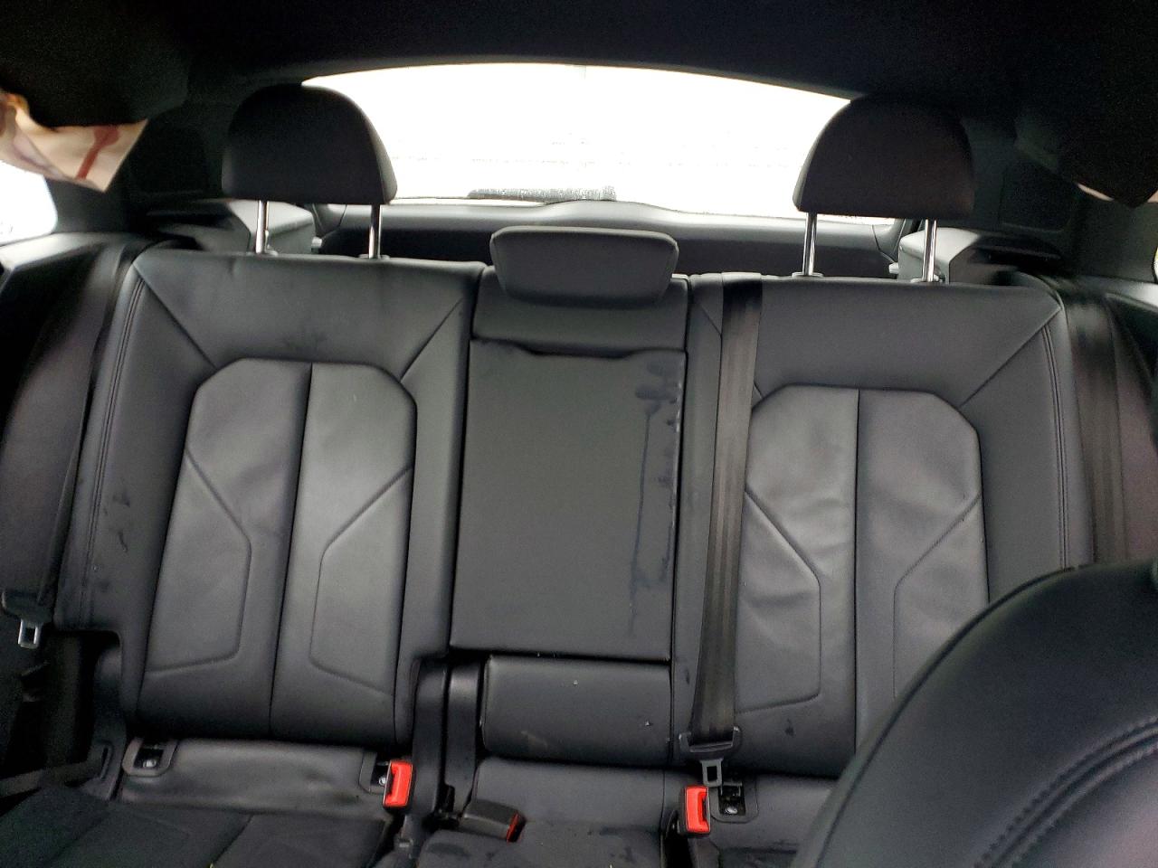 2020 Audi Q3 VIN WA1DECF36L1124787 photo 10