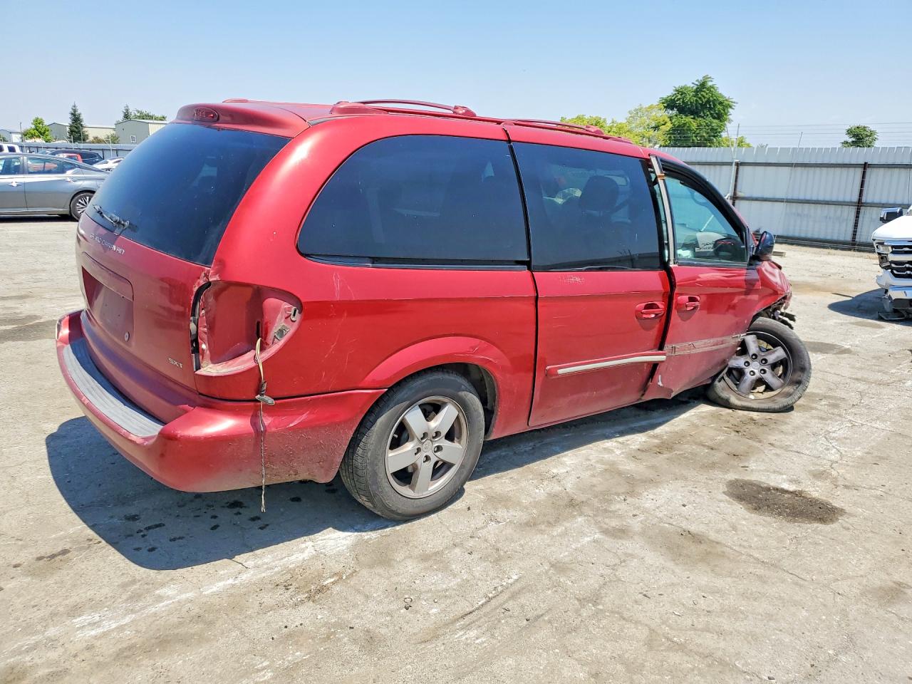 2004 Dodge Caravan VIN 2D4GP44L54R606799 photo 3