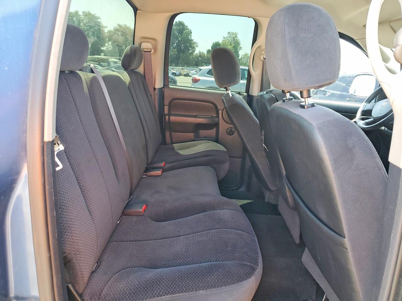 2005 Dodge Ram 1500 VIN 1D7HA18NX5S174049 photo 10