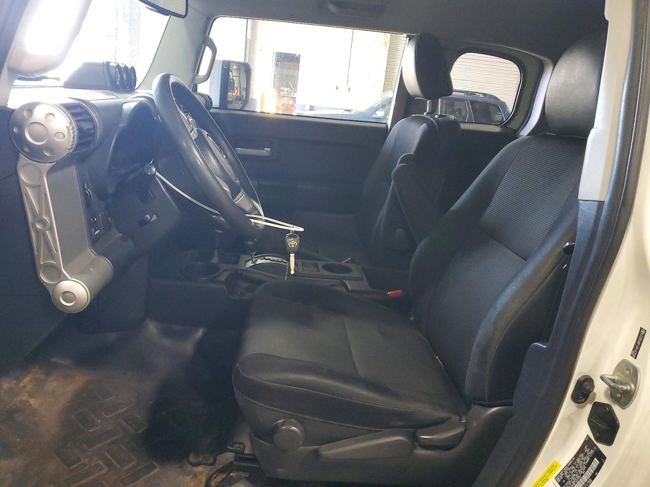 2013 Toyota Fj cruiser VIN JTEBU4BF1DK167530 photo 7