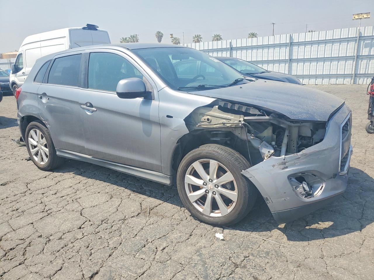 2013 Mitsubishi Outlander VIN 4A4AP4AU9DE022900 photo 4