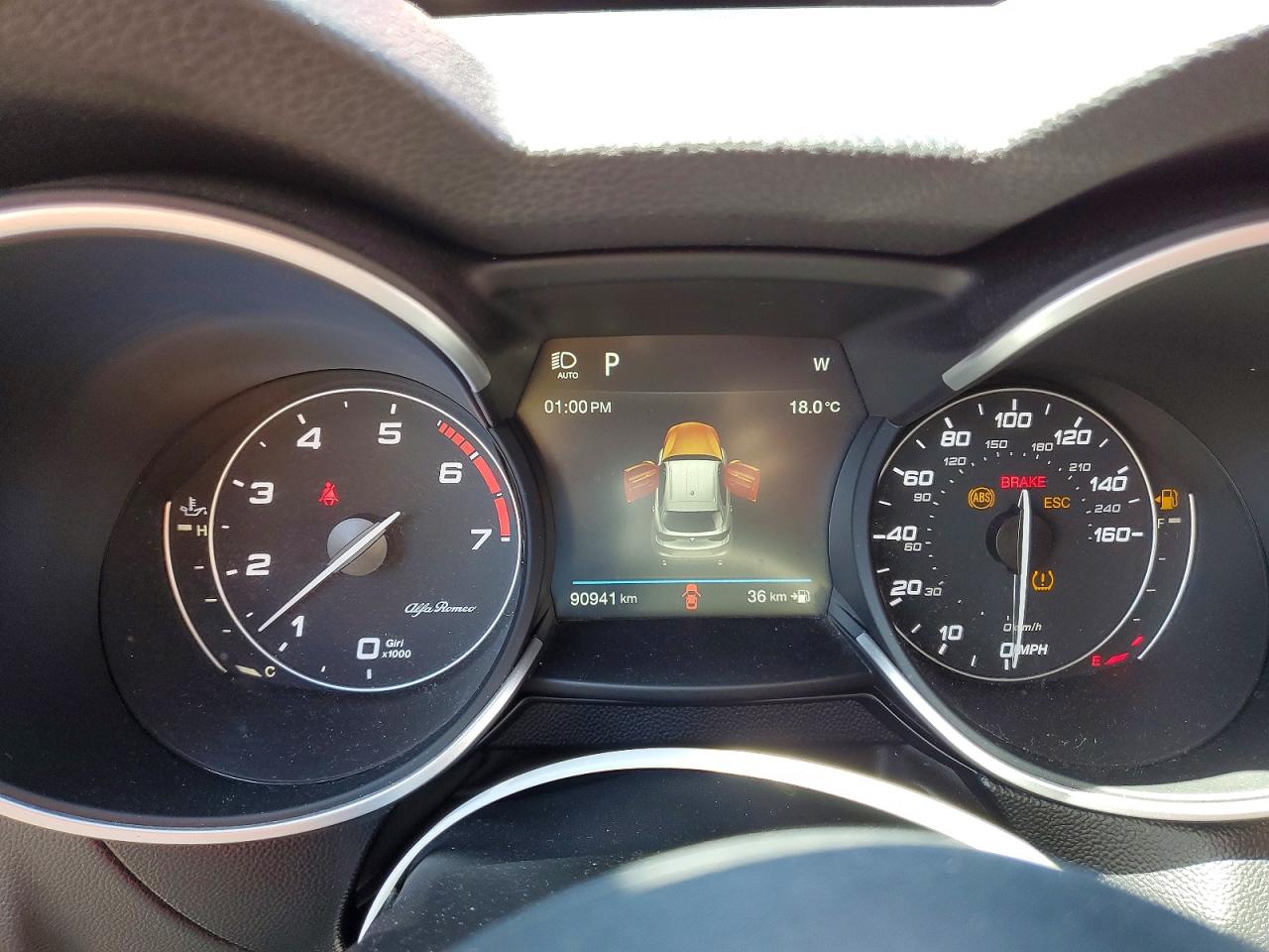 2019 Alfa Stelvio VIN ZASPAKAN4K7C51316 photo 9