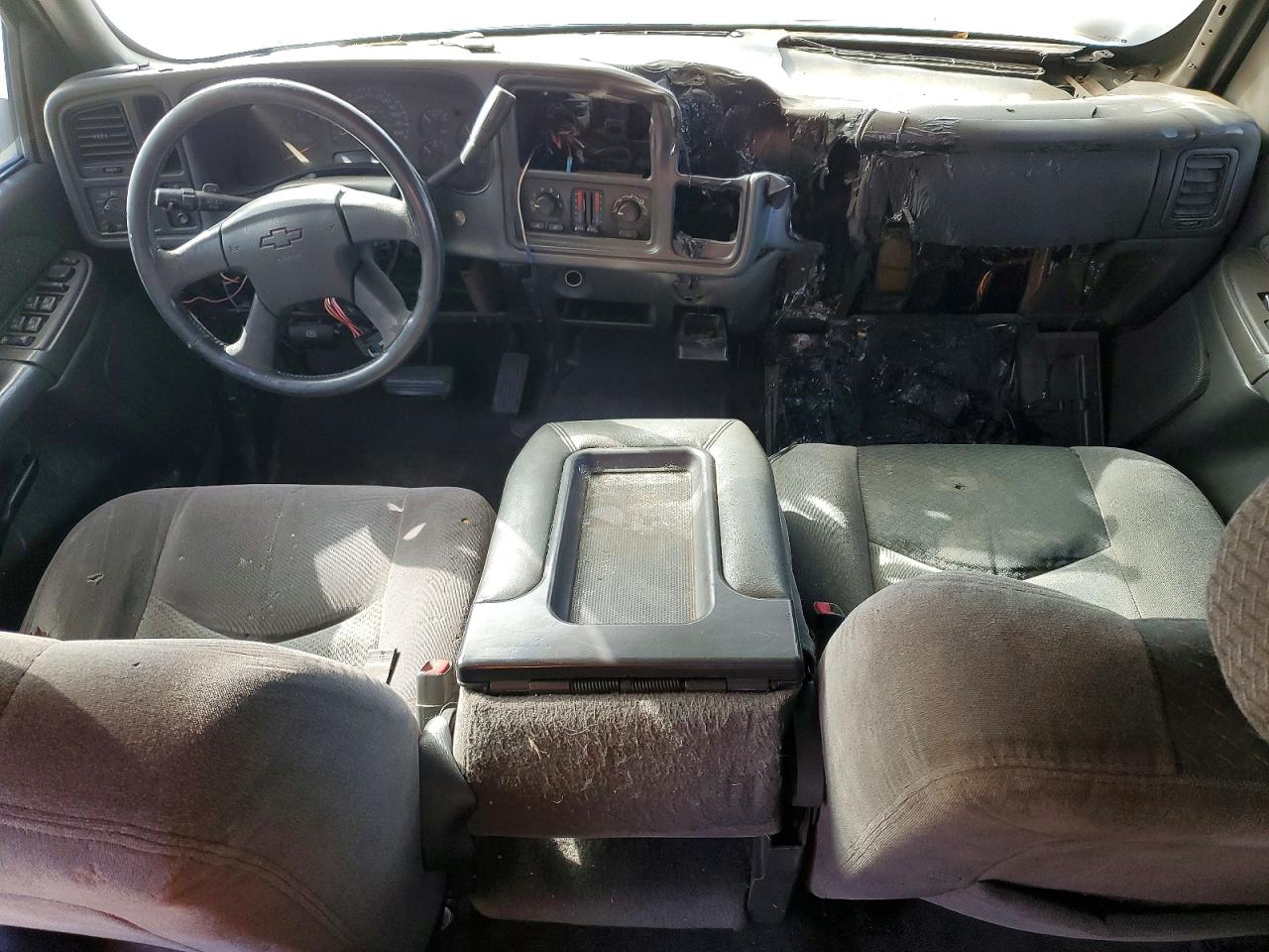 2004 Chevrolet Avalanche VIN 3GNEC12T24G100717 photo 8