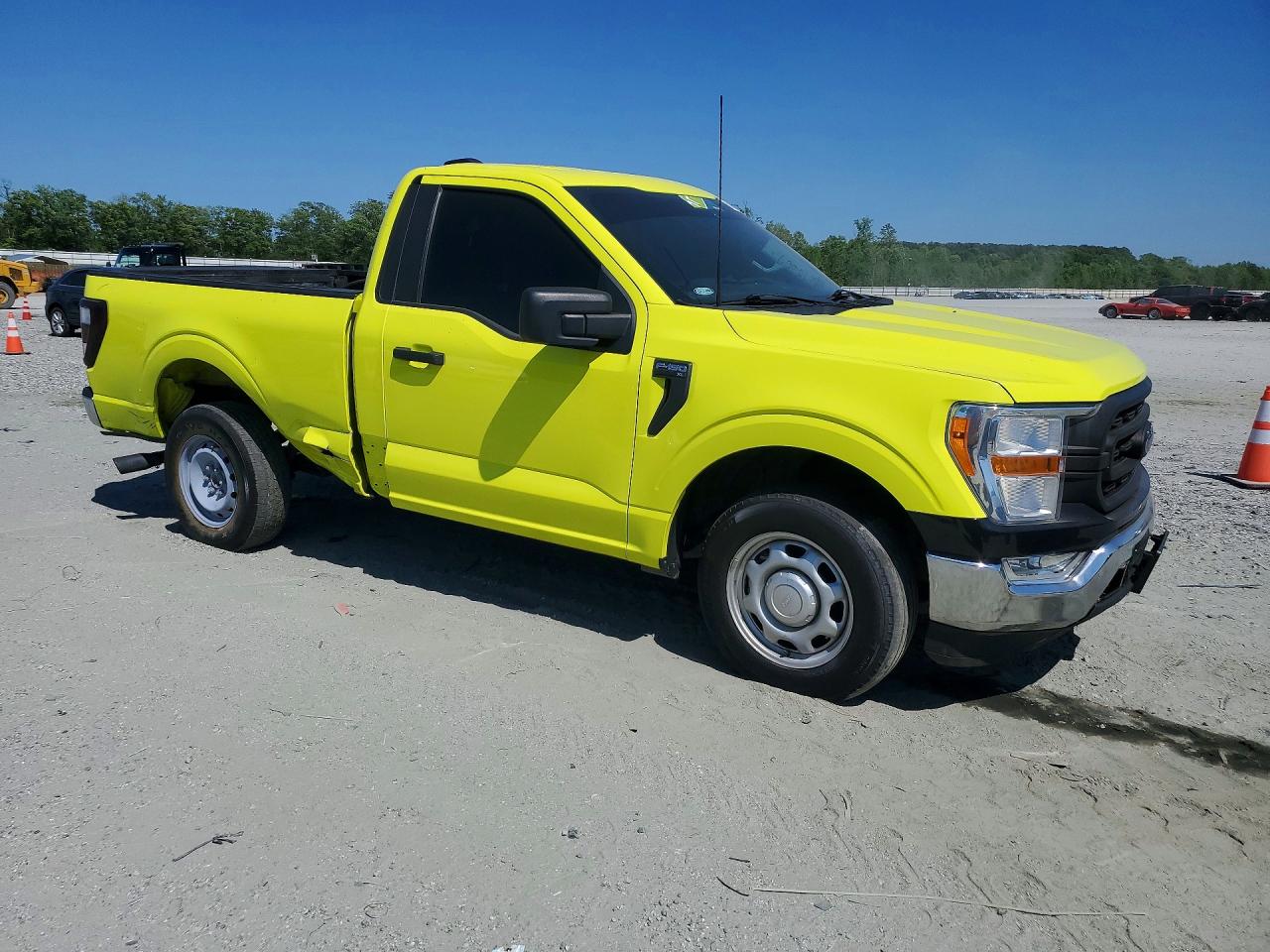 2022 Ford F150 VIN 1FTMF1CB6NKE01499 photo 4