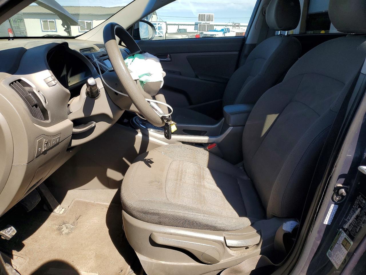 2011 Kia Sportage VIN KNDPBCA21B7076850 photo 7