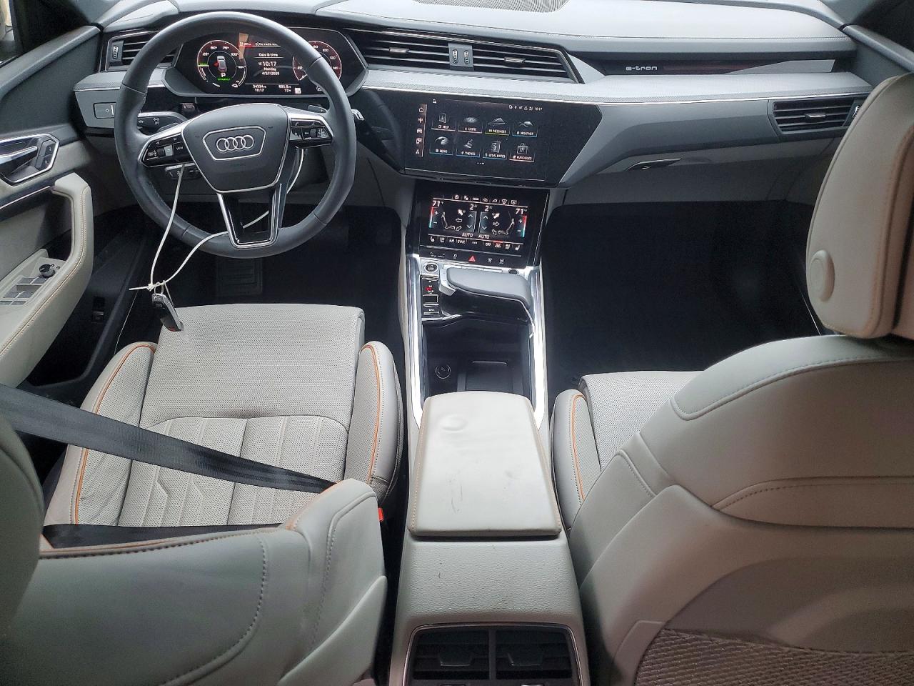 2024 Audi Q8 e-tron VIN WA16AAGEXRB012389 photo 8