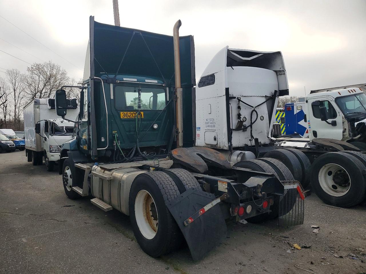 2017 MACK All other VIN 1M1AW01X8HM009337 photo 3