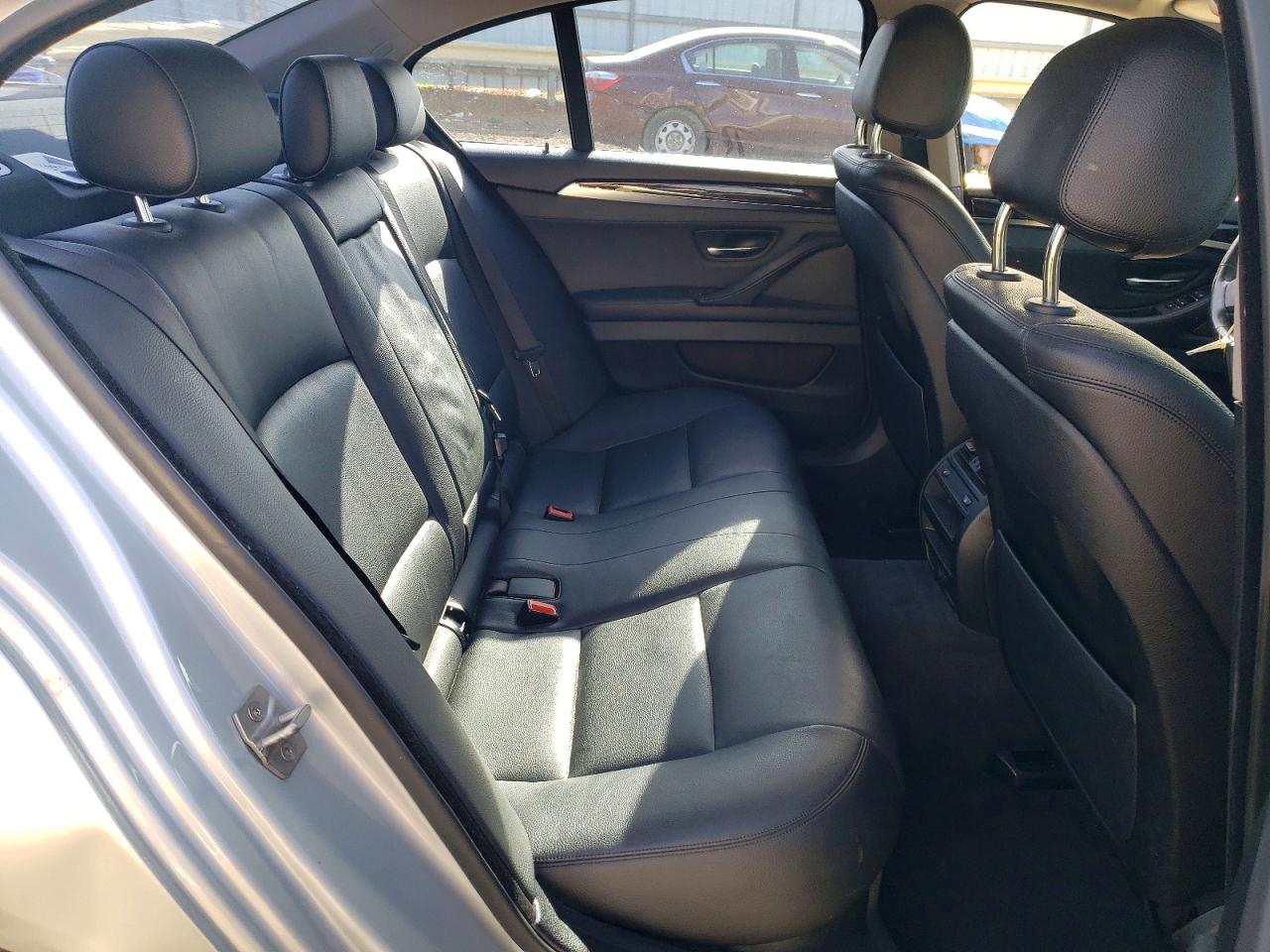 2016 BMW 5 series VIN WBA5A7C57GG149703 photo 10