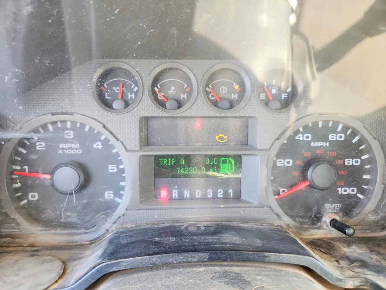 2008 Ford F350 VIN 1FDWF36518EA18952 photo 9