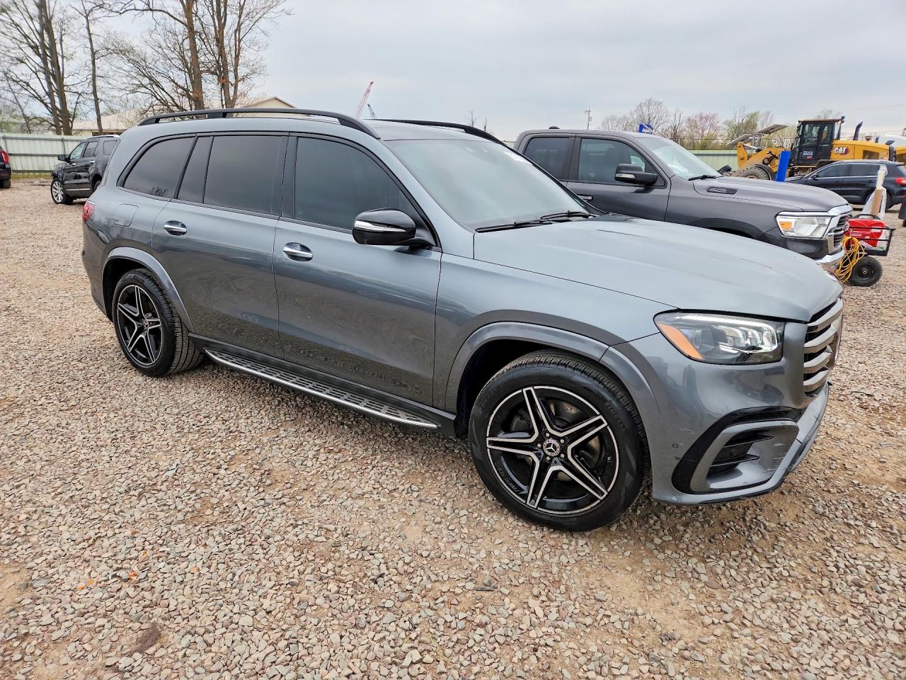 2024 Mercedes-Benz Gls-class VIN 4JGFF5KE4RB038262 photo 4