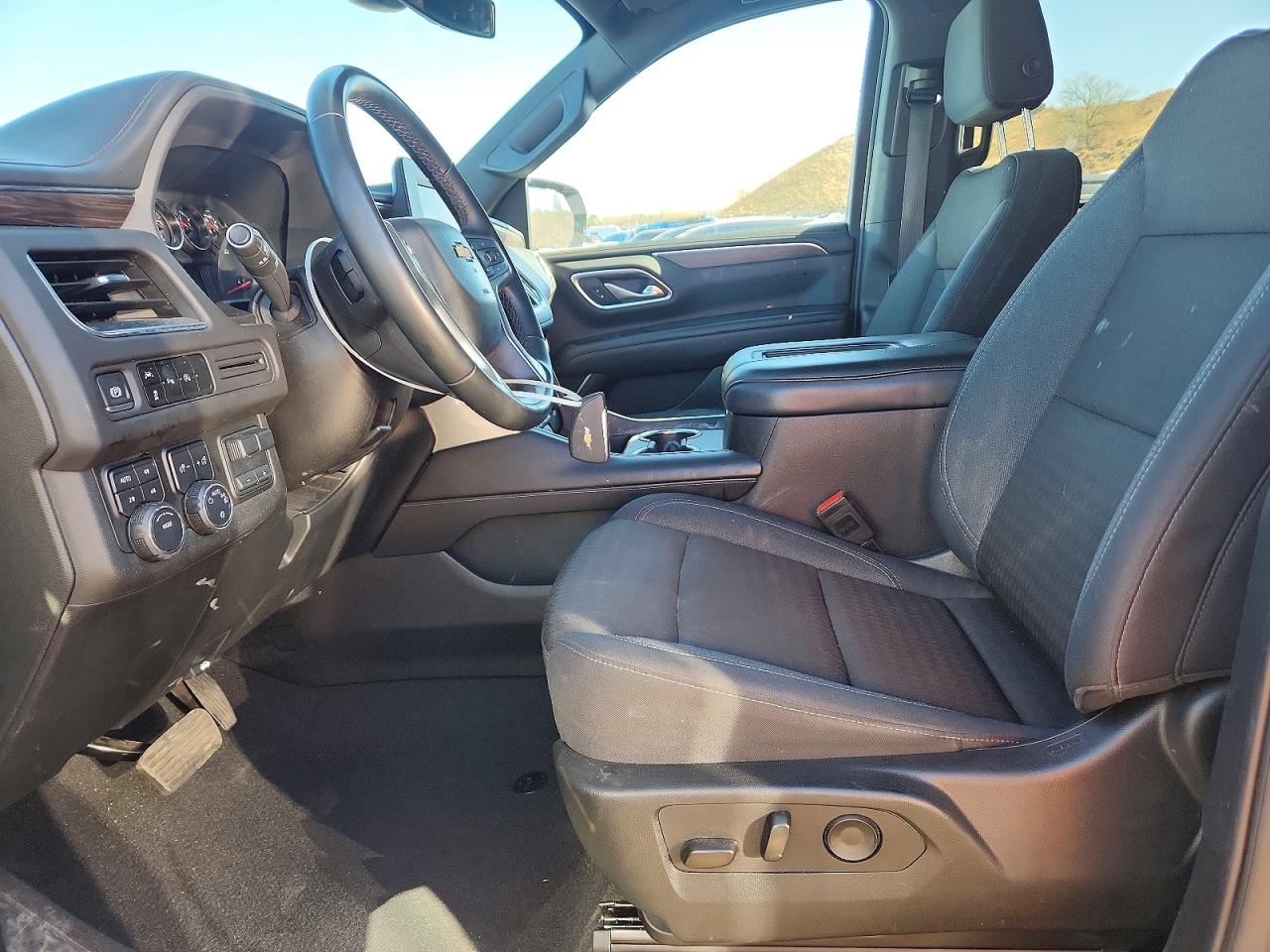 2024 Chevrolet Suburban VIN 1GNSKBKT2RR358707 photo 7