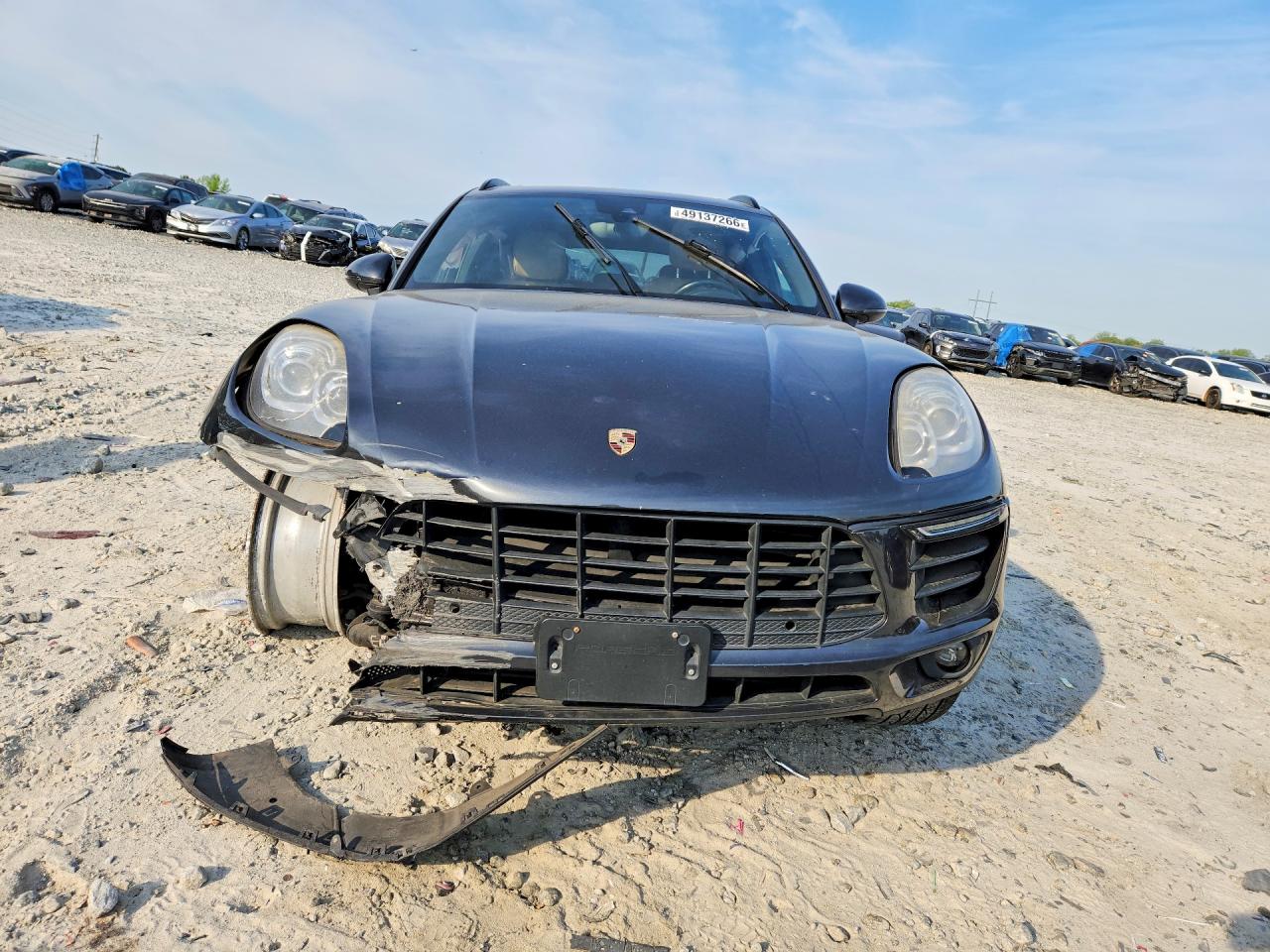 2017 Porsche Macan VIN WP1AA2A56HLB04749 photo 5