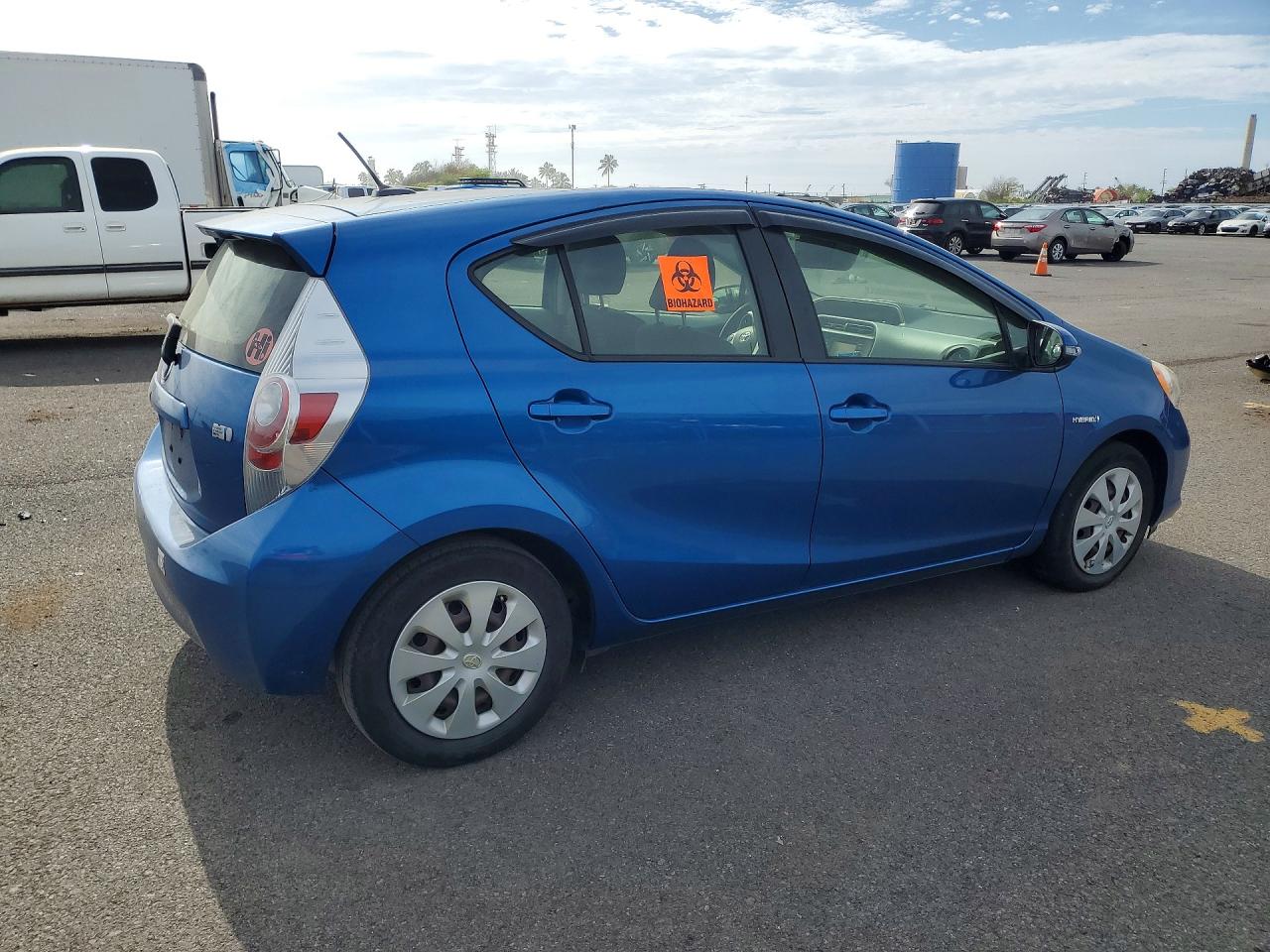 2012 Toyota Prius c th VIN JTDKDTB30C1515343 photo 3