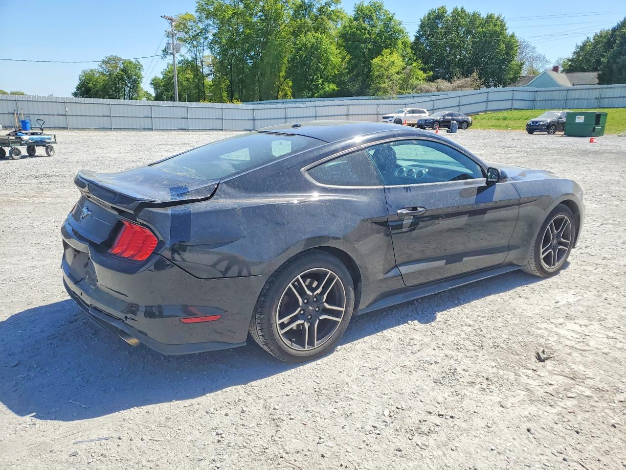 2018 Ford Mustang VIN 1FA6P8TH0J5179396 photo 3