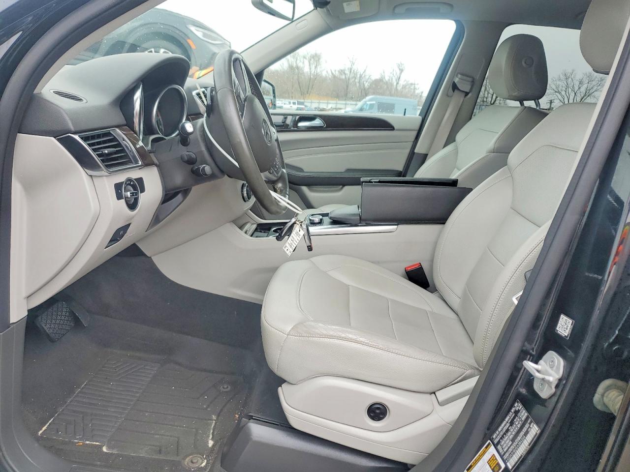 2014 Mercedes-Benz M-class VIN 4JGDA5HB2EA384264 photo 7