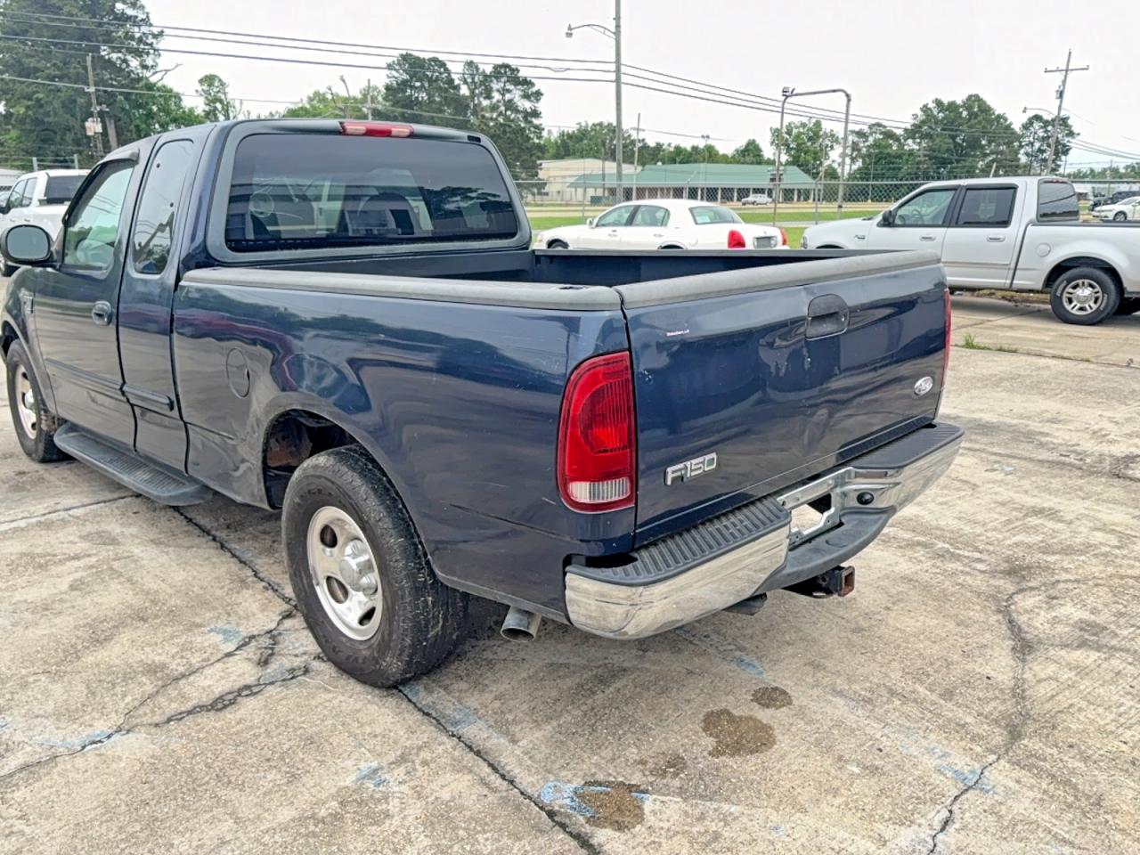 2002 Ford F150 VIN 1FTRX17W72NB36764 photo 3
