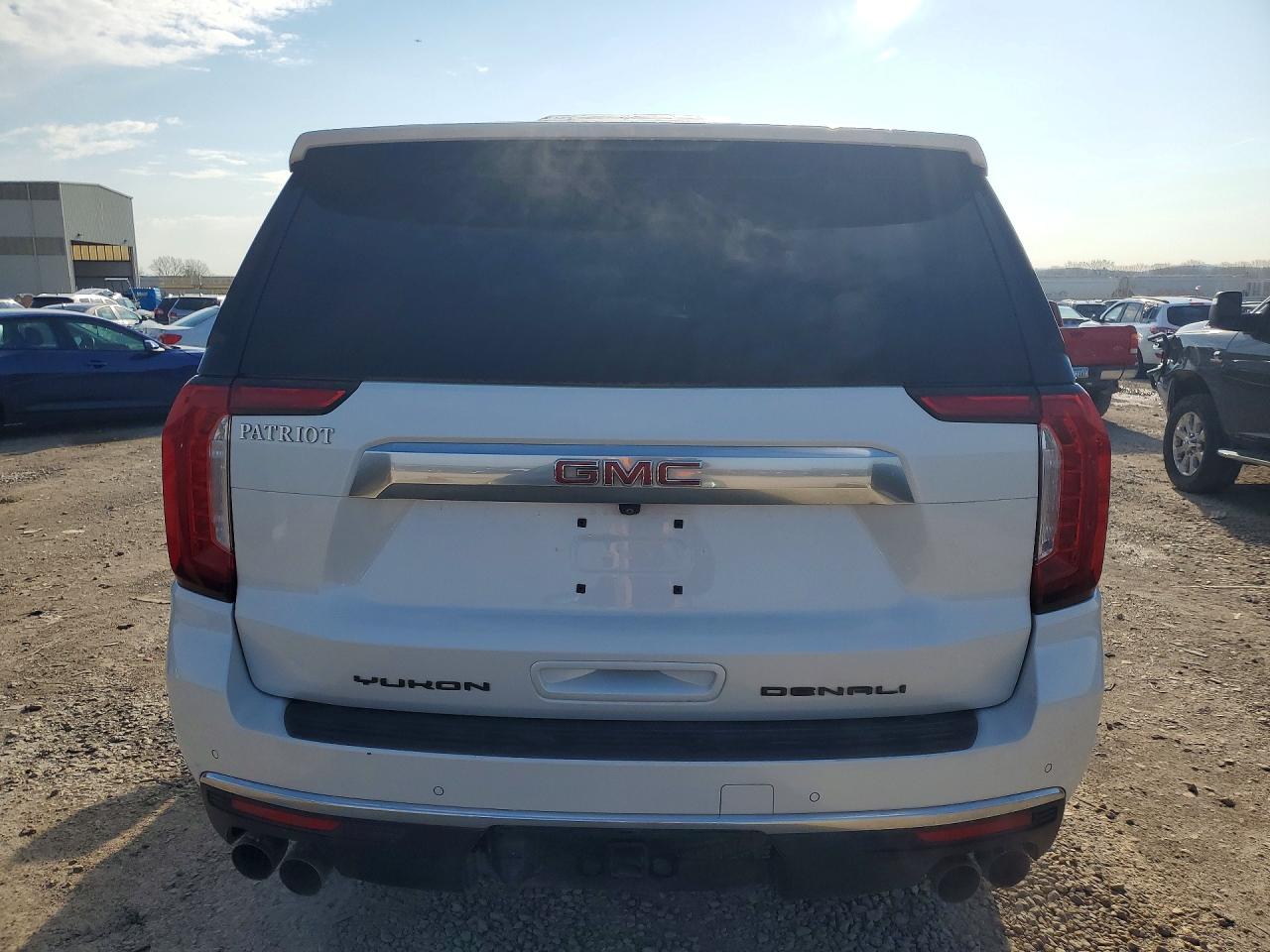 2022 GMC Yukon VIN 1GKS2JKL6NR290395 photo 6