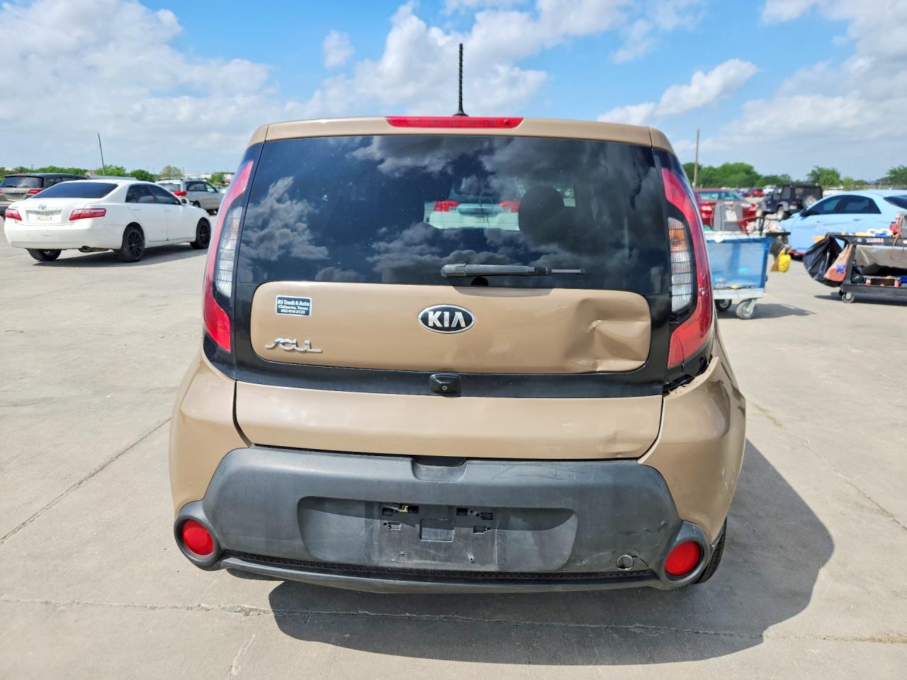 2015 Kia Soul VIN KNDJN2A25F7152504 photo 6