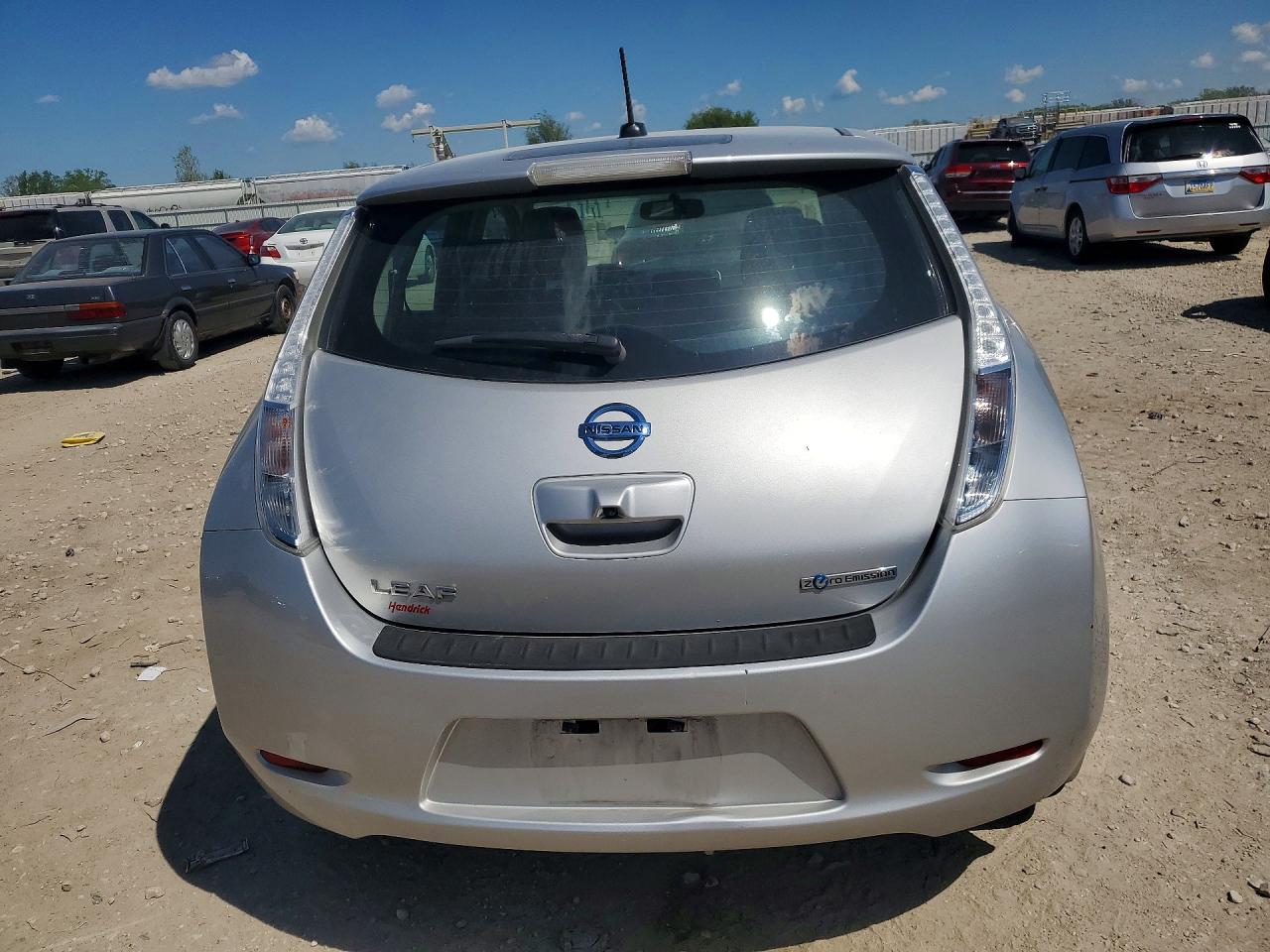 2017 Nissan Leaf VIN 1N4BZ0CP8HC301977 photo 6
