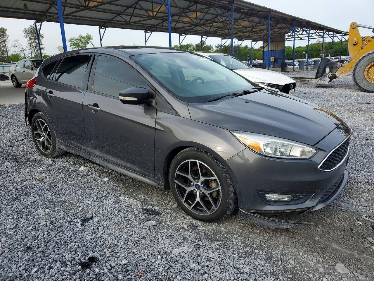 2015 Ford Focus VIN 1FADP3K21FL291781 photo 4