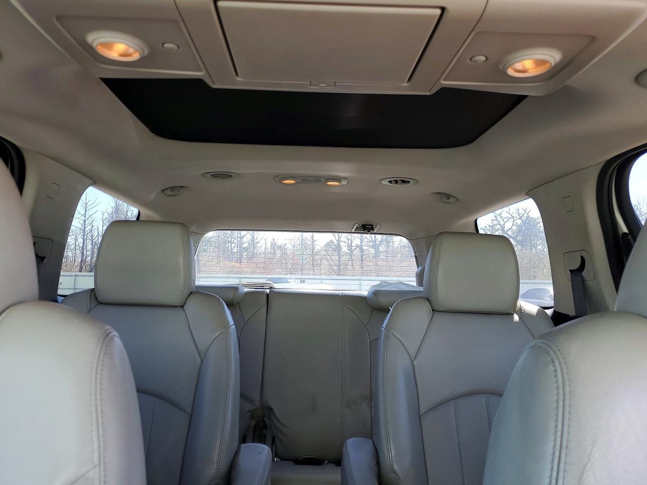 2011 GMC Acadia den VIN 1GKKRTED0BJ345459 photo 10