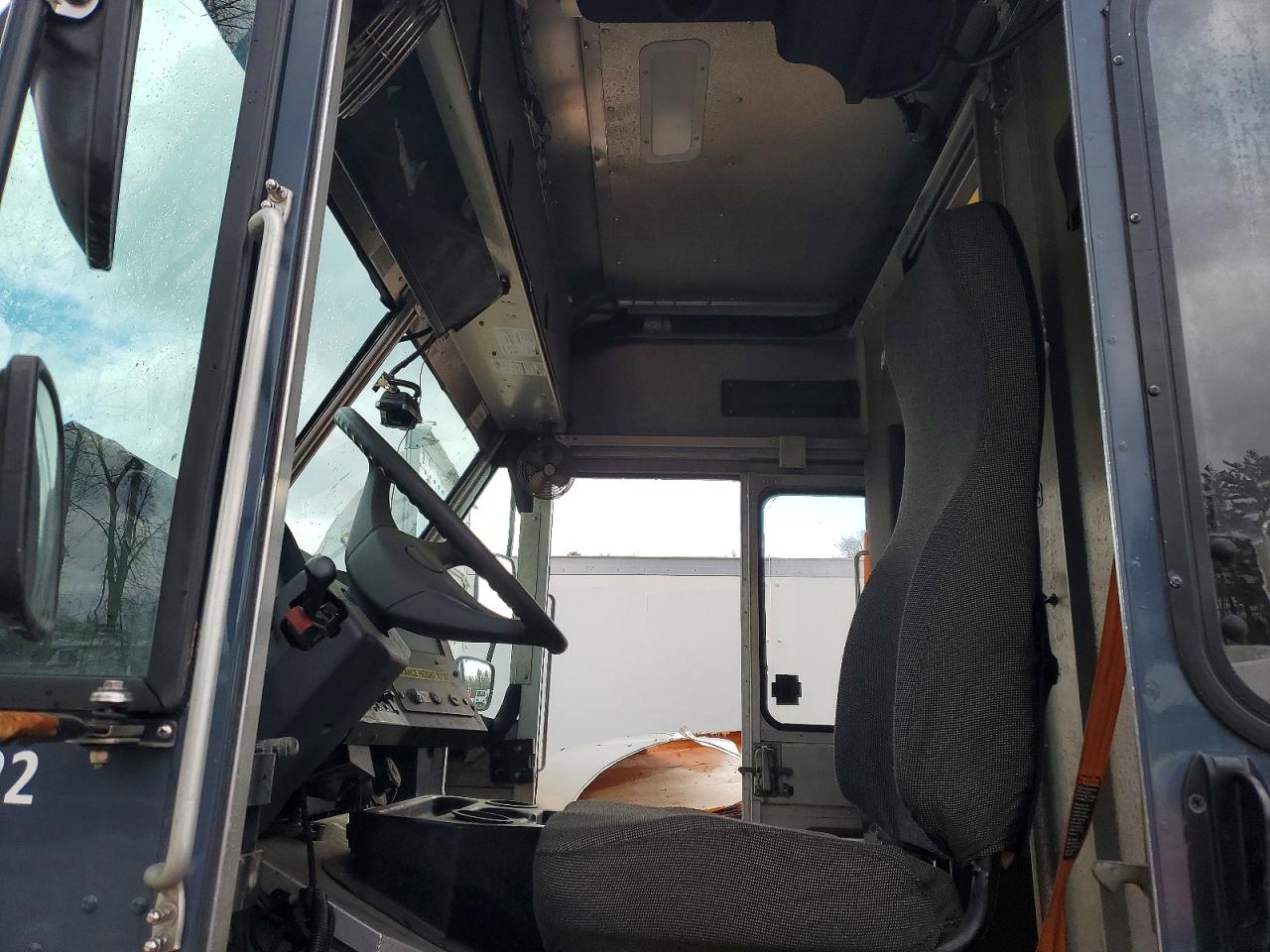 2021 FREIGHTLINER All other VIN 4UZAC2EA6MCMN0177 photo 7