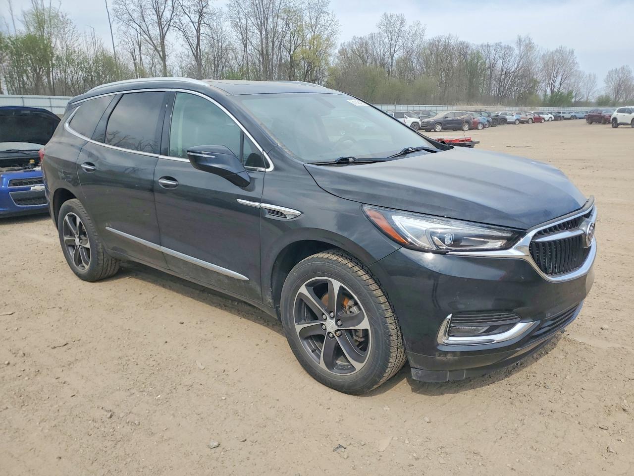 2018 Buick Enclave VIN 5GAERBKW6JJ208518 photo 4