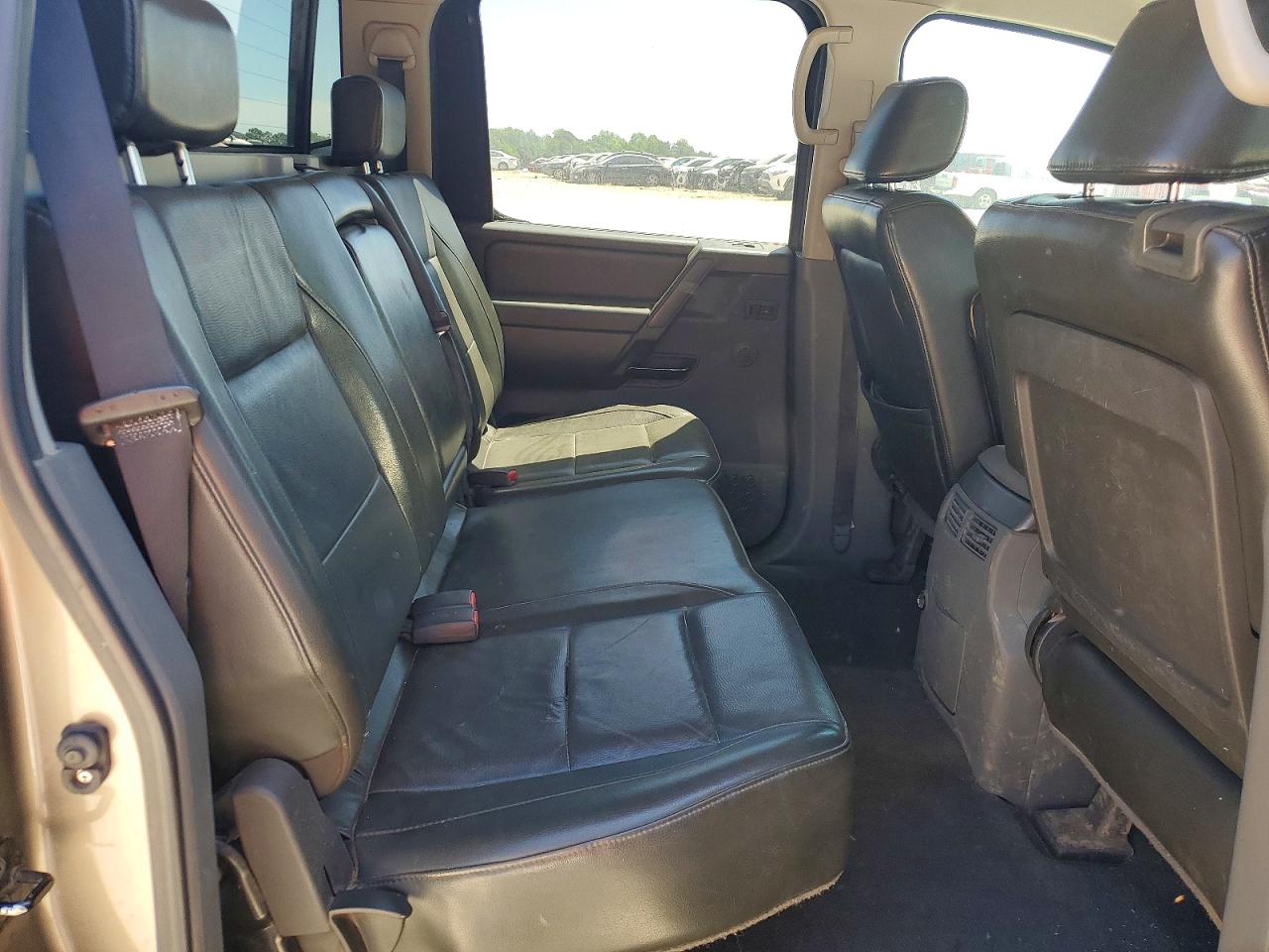 2007 Nissan TITAN VIN 1N6BA07A27N244165 photo 10