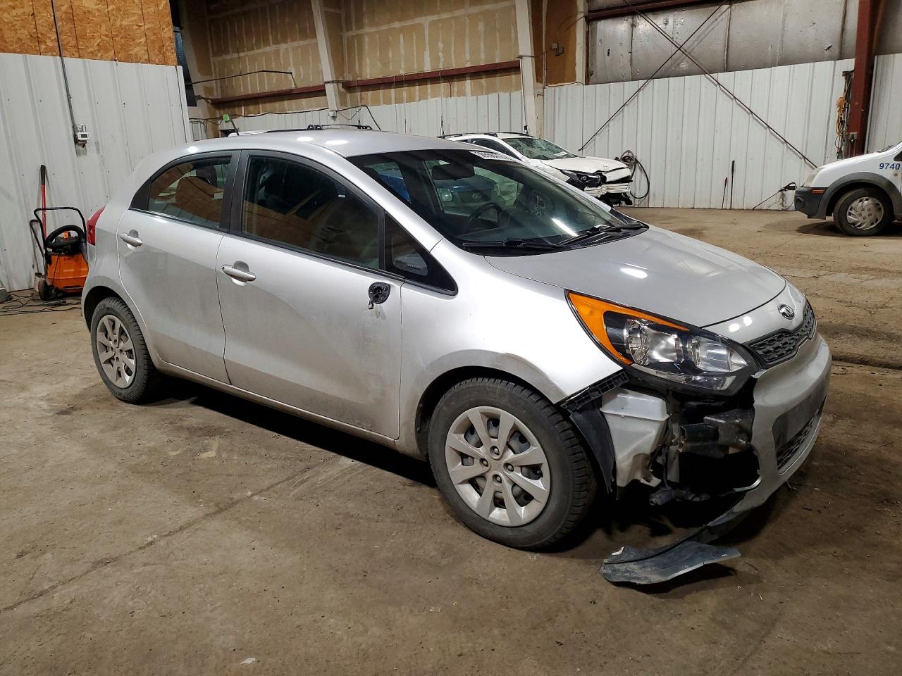 2015 Kia Rio VIN KNADM5A34F6465332 photo 4