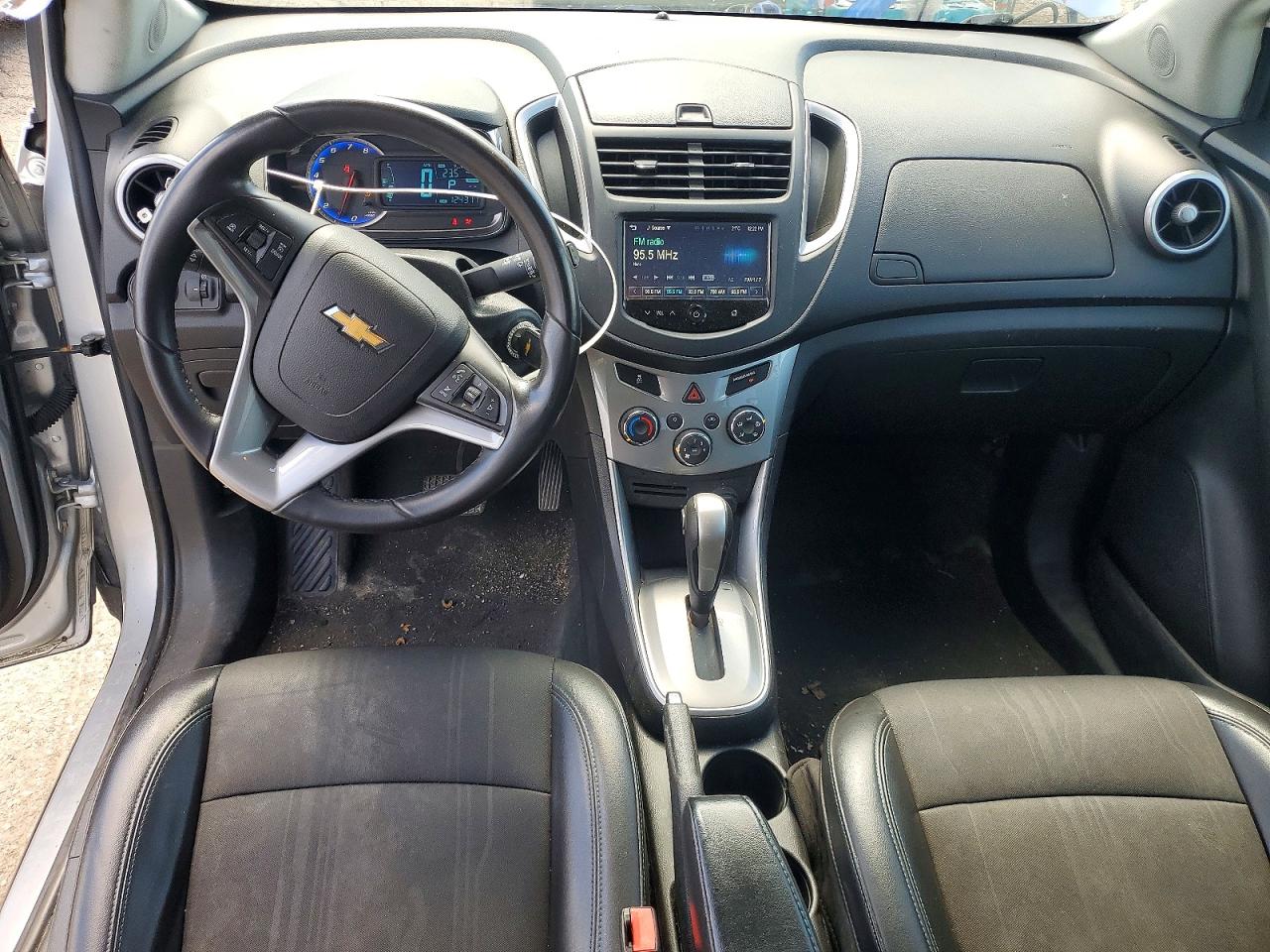 2016 Chevrolet Trax VIN KL7CJLSB2GB562312 photo 8
