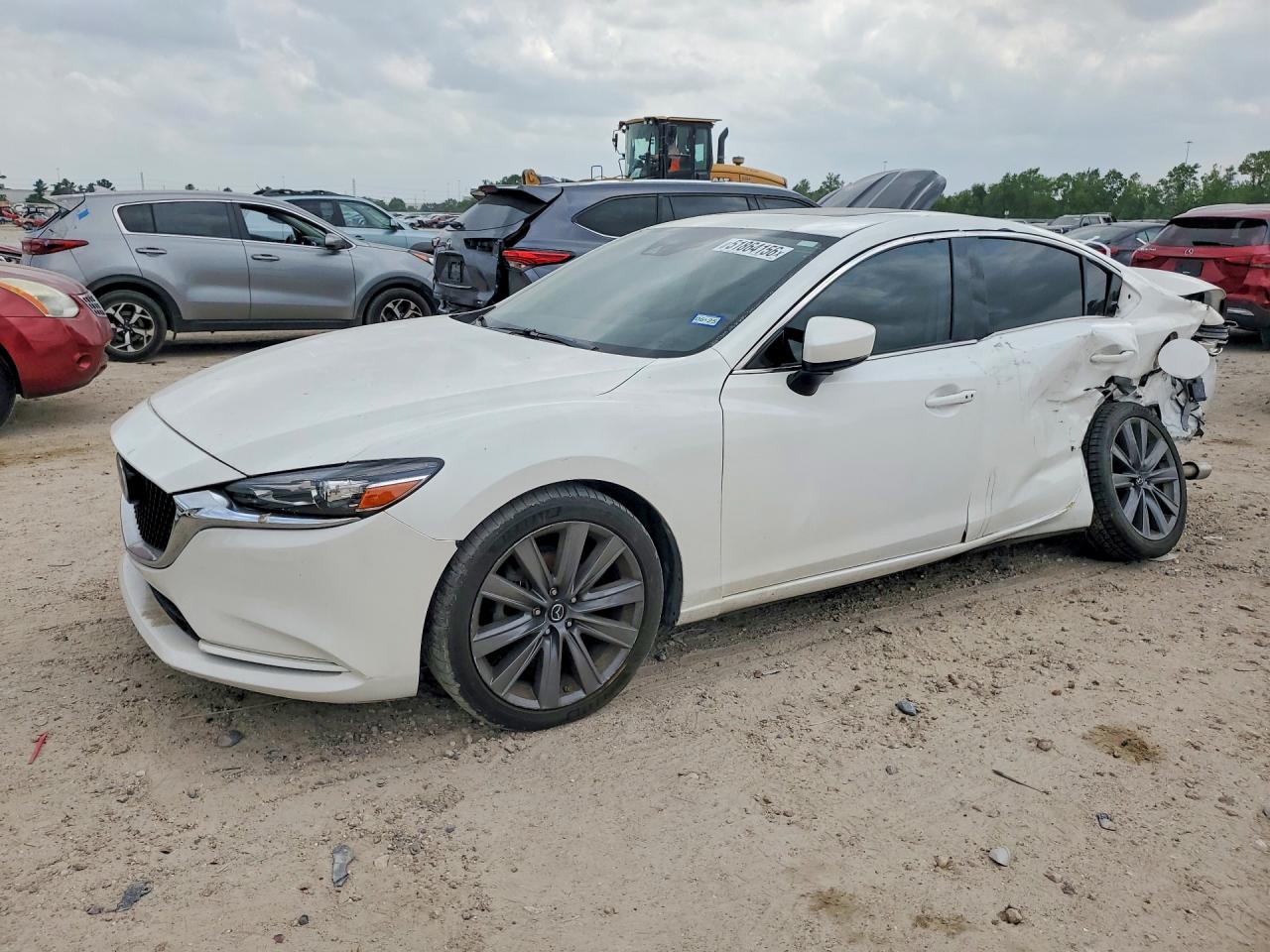 2019 Mazda 6 VIN JM1GL1VM3K1504076 photo 1