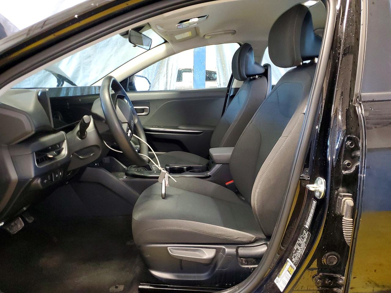 2025 Kia All other VIN 3KPFT4DE2SE103610 photo 7