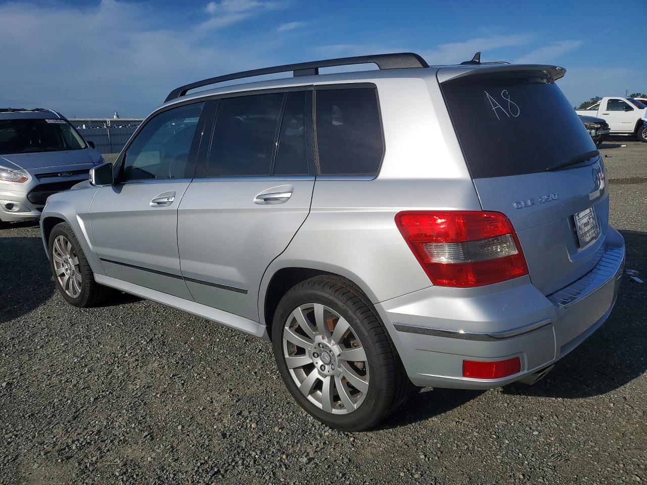 2012 Mercedes-Benz Glk-class VIN WDCGG8HB1CF804706 photo 2