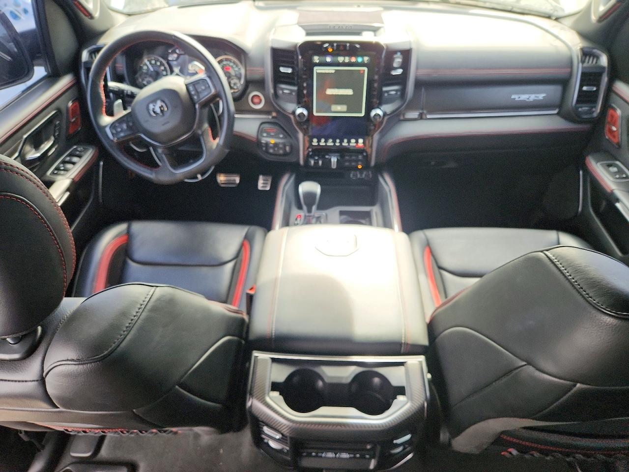 2022 Ram 1500 VIN 1C6SRFU91NN260080 photo 8