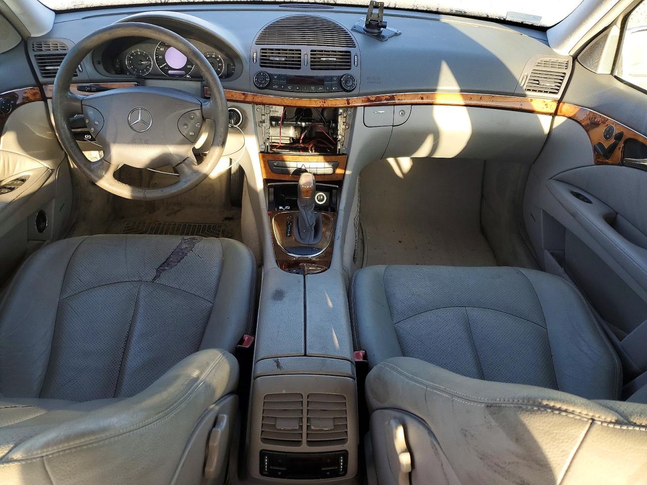 2003 Mercedes-Benz E-class VIN WDBUF65J93X105487 photo 8