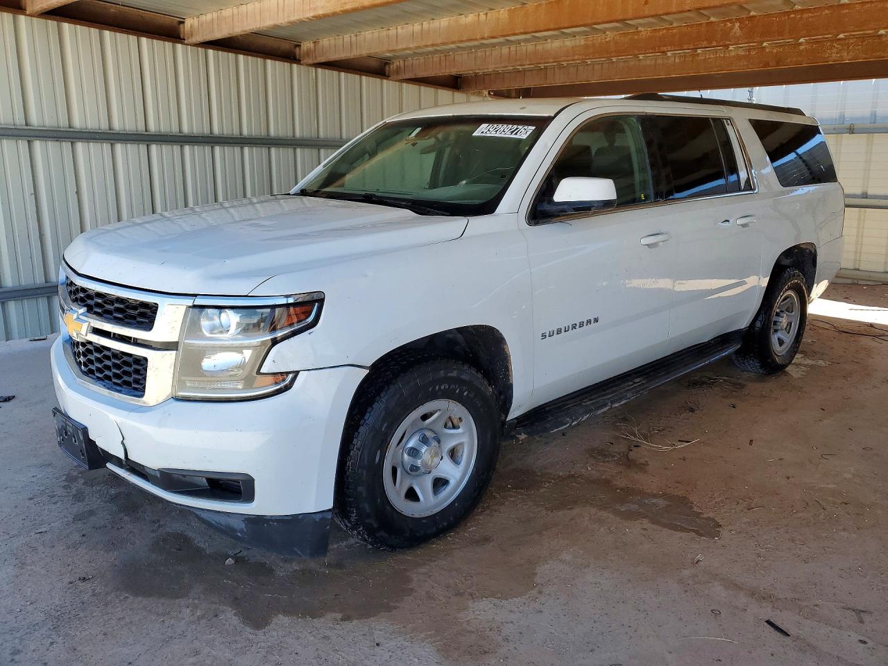 2017 Chevrolet Suburban VIN 1GNSKKEC8HR356082 photo 1