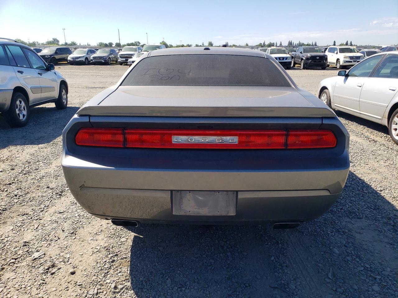 2012 Dodge Challenger VIN 2C3CDYBT5CH144025 photo 6